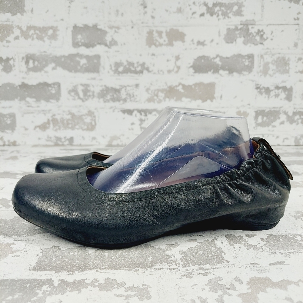 Earthies Tolo Black Leather Slip On Elastic Top Casual Comfy Ballet Flats O741